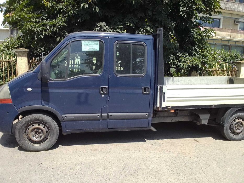 Vand RENAULT MASTER 2 duba autoutiliatara cu 7 locuri
