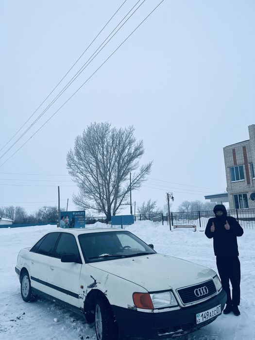 Продам Ауди 100с4