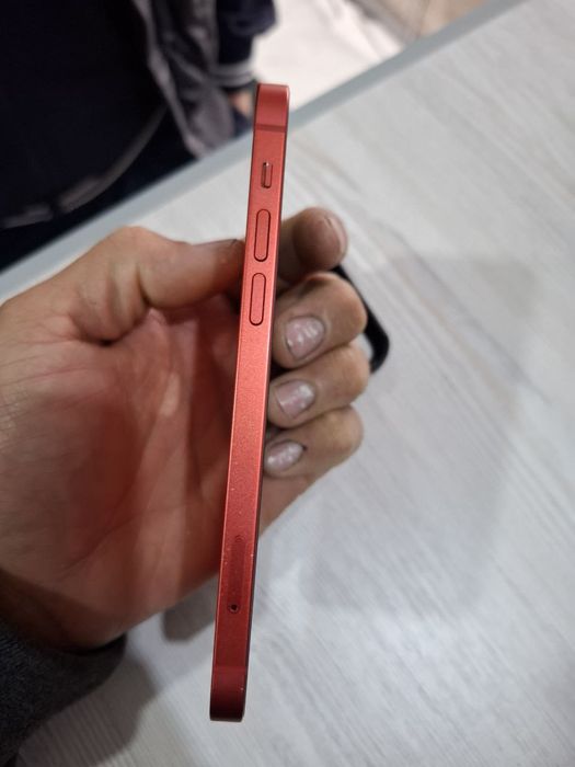 Iphone 12 sotiladi