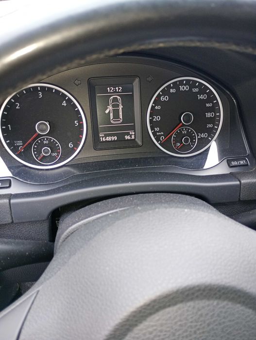 Vând Volkswagen Tiguan