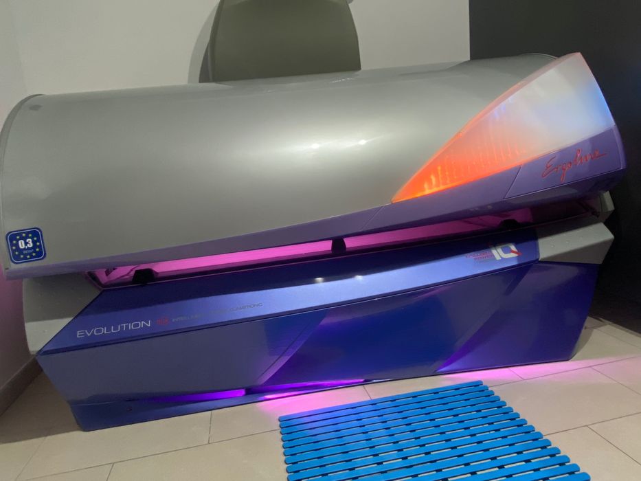 Vând aparate de bronzare în stare impecabila