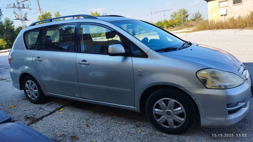 Toyota avensis verso