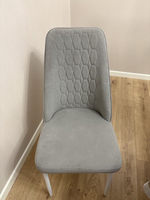 Продаются 12 стульев!