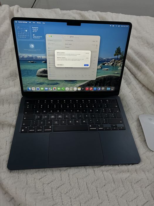 Vand urgent MacBook Air M3 – Nou, Intact