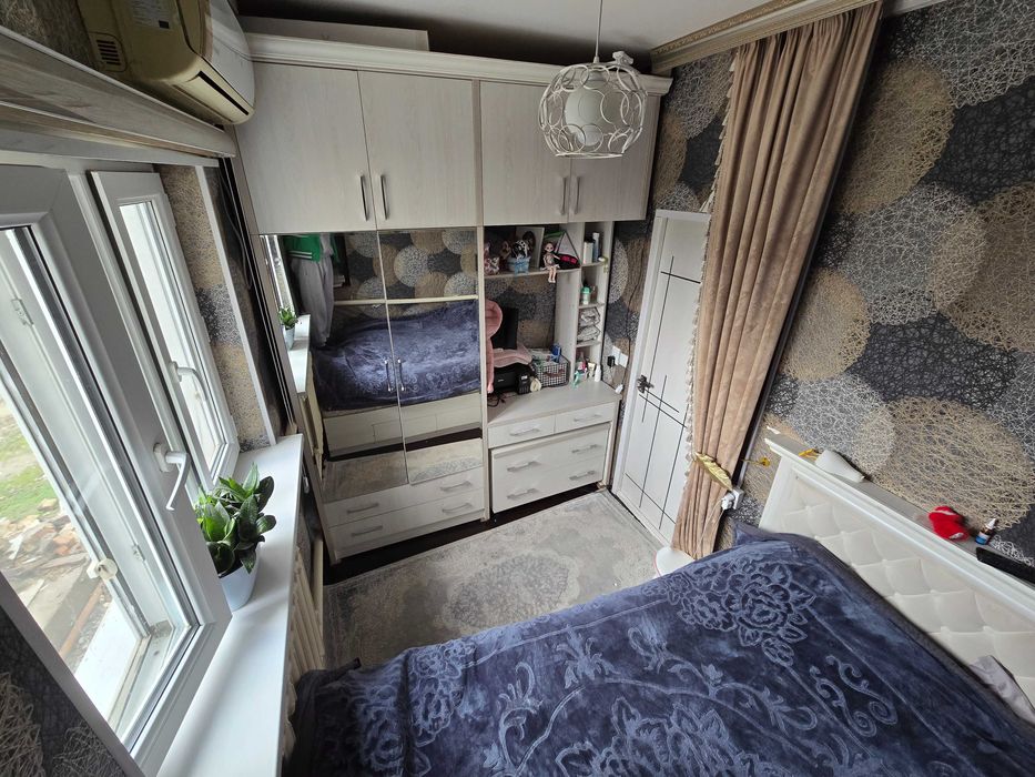 Продается 1 Комнтаная кв Переделанная в 2х комнатную