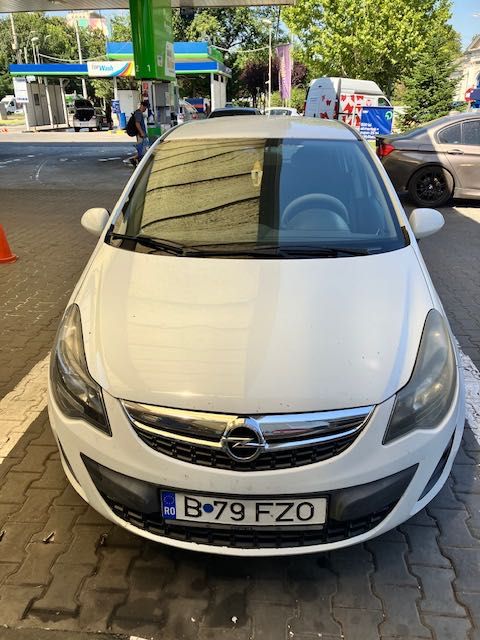 Opel Corsa D 2014,diesel1,3stare bună reviziecauciucuri,2800€