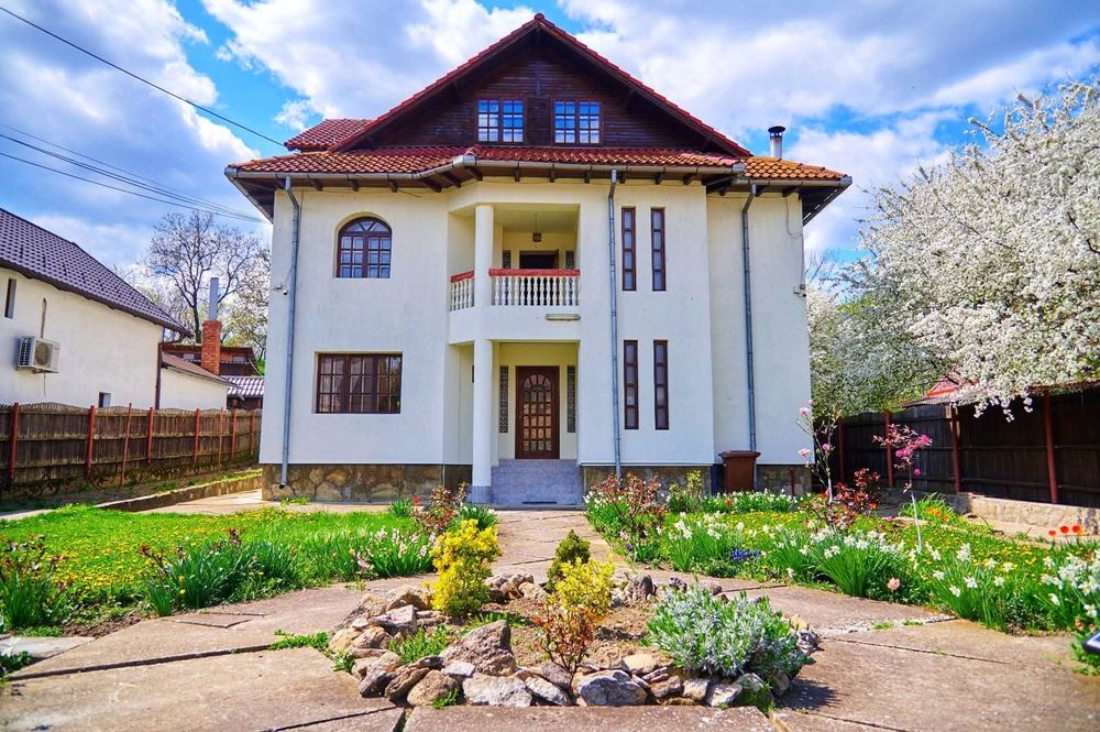 Casă de vânzare Patârlagele