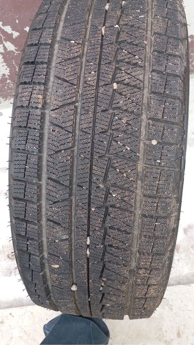 Шины зимние продам срочно