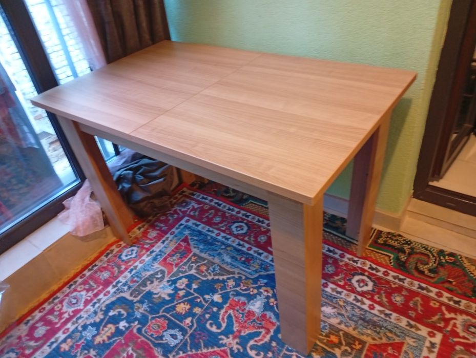 Masa 1m15cm +extensibila,în stare ff buna