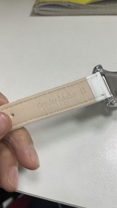 Наручные часы женские