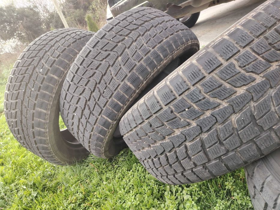 285/50/20  Dunlop sequoia