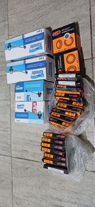 Продам подшипники и стойки стабилизатора.