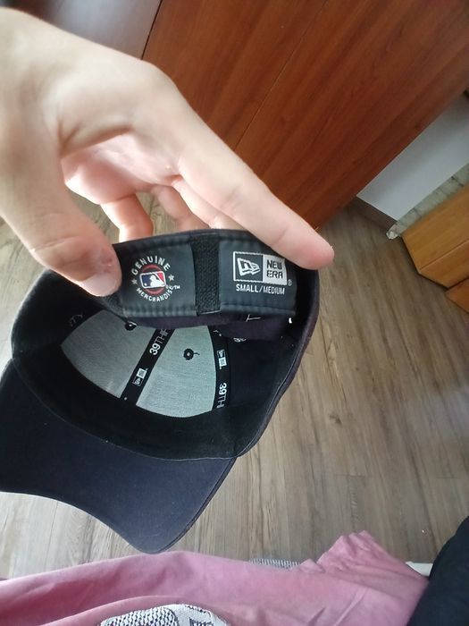 „Șapcă New Era fitted LA originală – stare foarte bună”