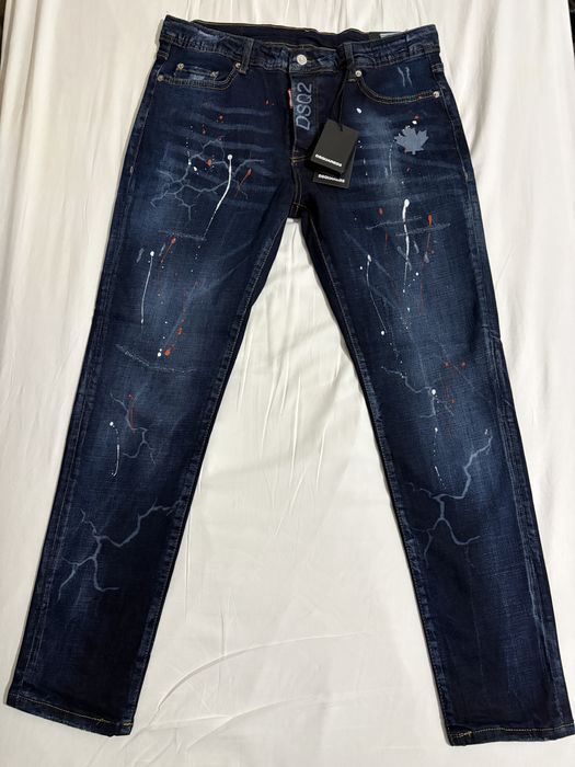 Blugi Dsquared2 , noi cu eticheta