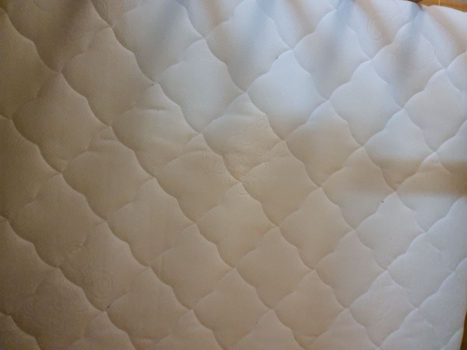 Бебешка кошара дървена