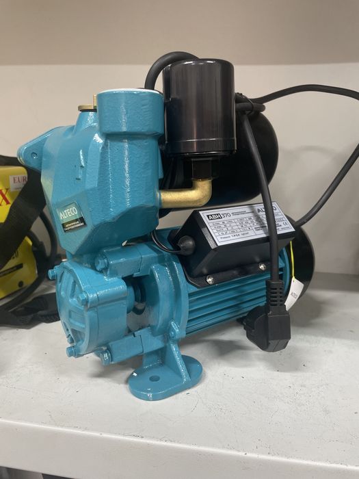 Насос повышения давления воды