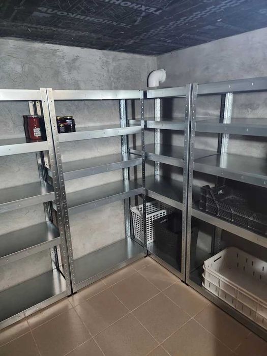 металлические стеллажи в подвал,  HIT