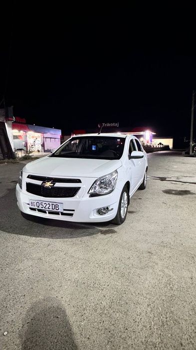 2024yilda ishlab chiqarilgan Cobalt avtomobili sotiladi
