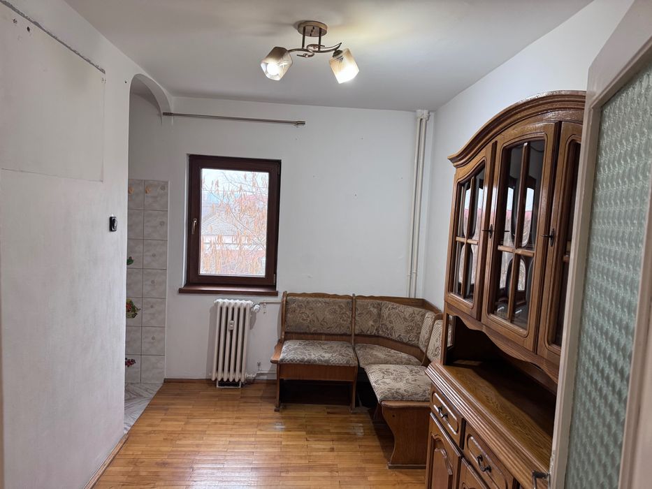 De vanzare apartament cu 3 camere tip PC dubla orientare