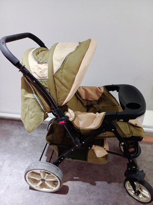 Продаётся детская коляска