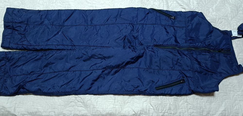 Мъжки и дамски ски гащеризони