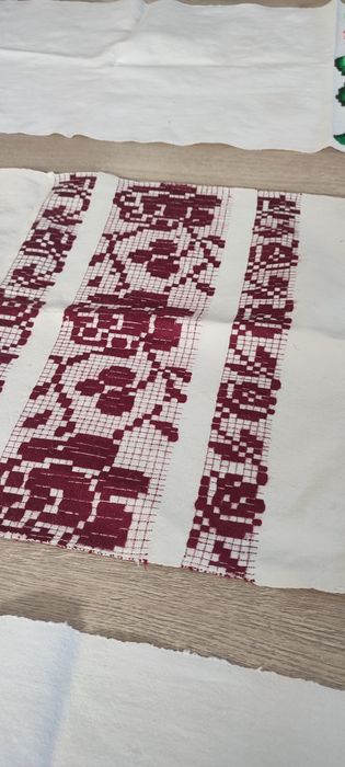 Vând prosoape decorative, tradiționale