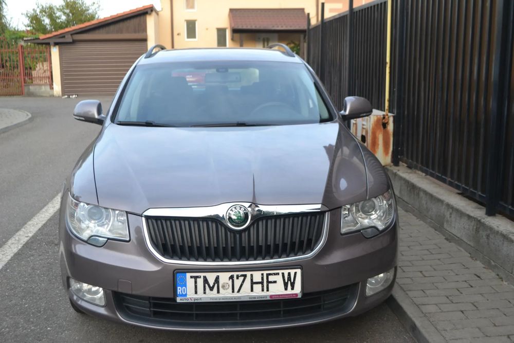 Skoda Superb Masina personala, reviziile si verificarile la zi, stare foarte buna