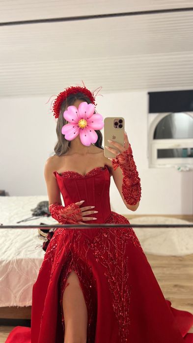 Луксозна официална рокля