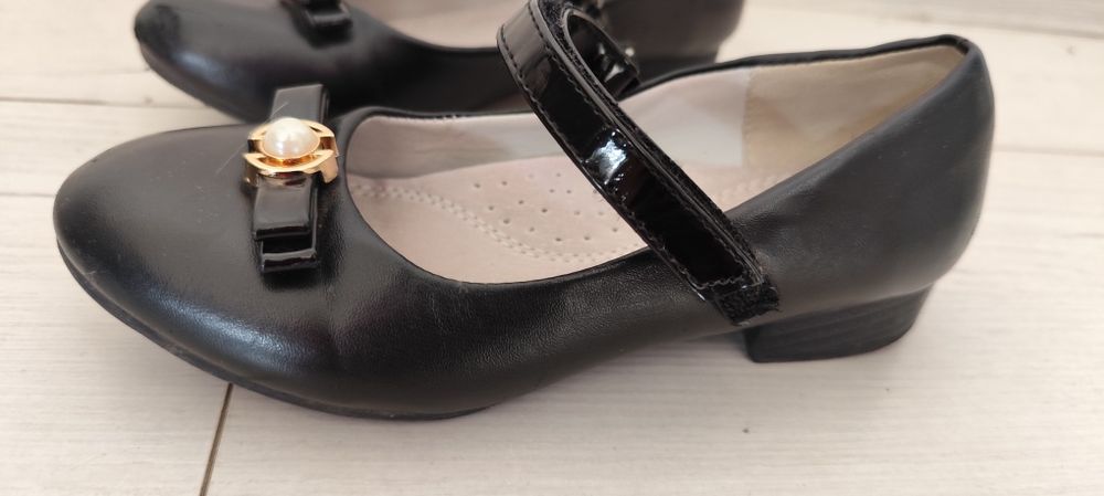 Детски официални обувки за момиче