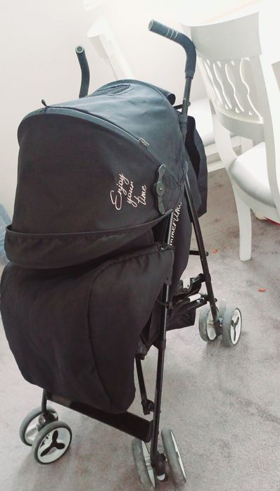 Прогулочная коляска,все в хорошем состоянии