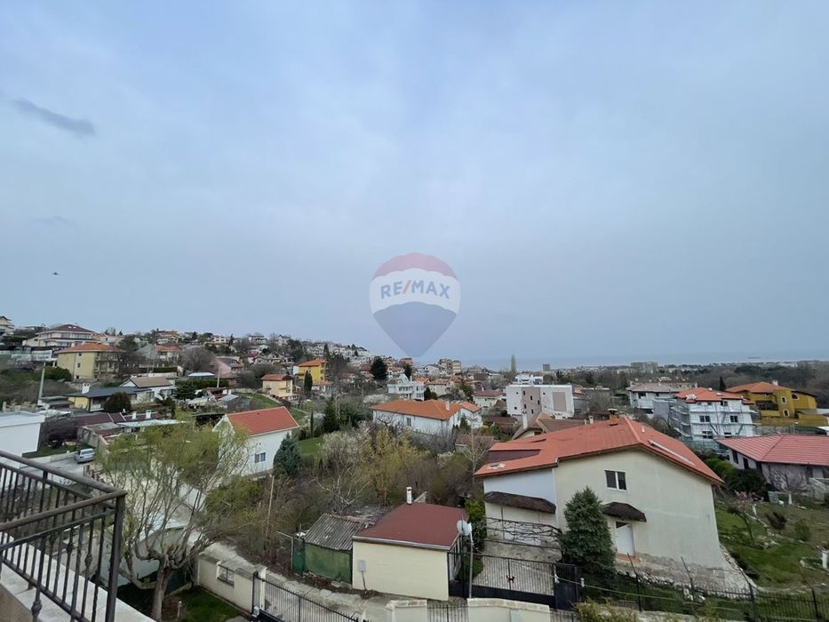 Дава се под наем Тристаен апартамент в к.к. Св.Св. Константин и Елена - 100 кв.м за 747.66 € - Снимка #9