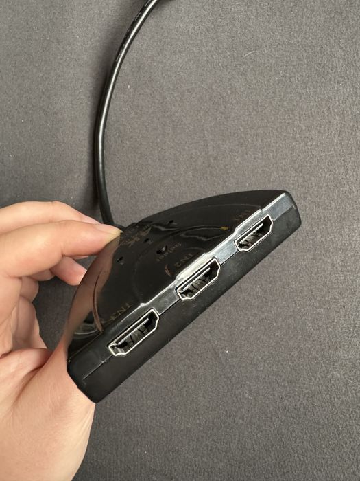 Splitter HDMI / Switch HDMI 4k cu 3 iesiri