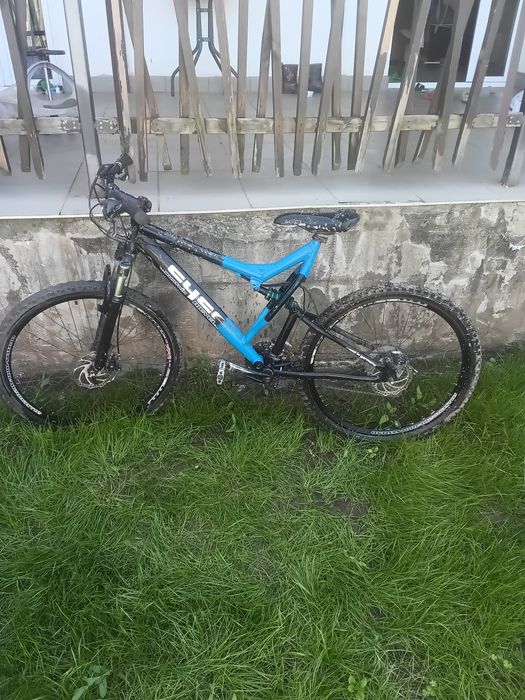 Se vinde mtb full suspension cyco