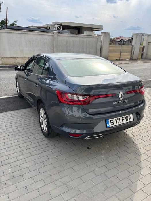 Renault Megane TCe 140 EDC GPF Zen