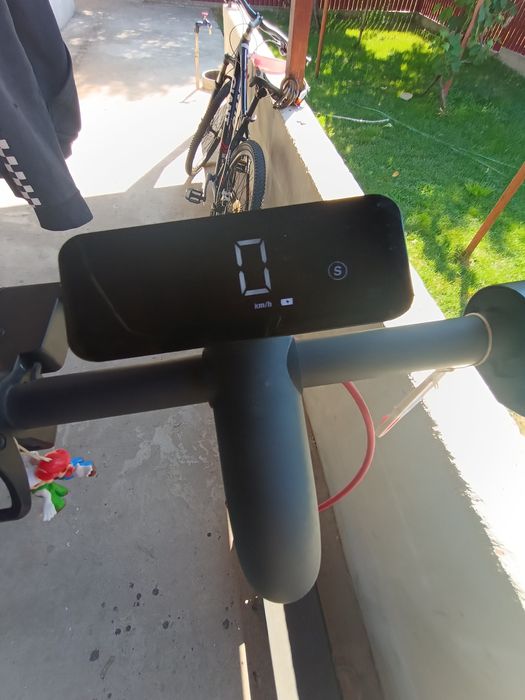 Trotineta electrica navee v40i