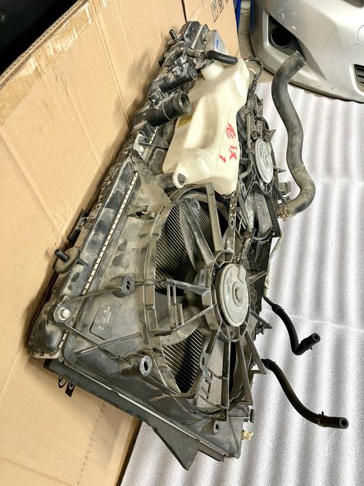 Диффузор, радиатор на Toyota Highlander Тойота Хайландер