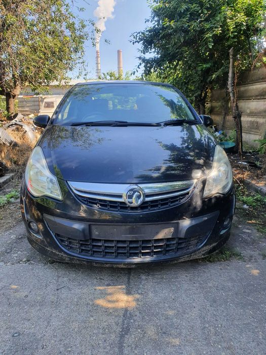 Fata completa / Piese dezmembrari  Opel Corsa D Facelift 1.3 diesel