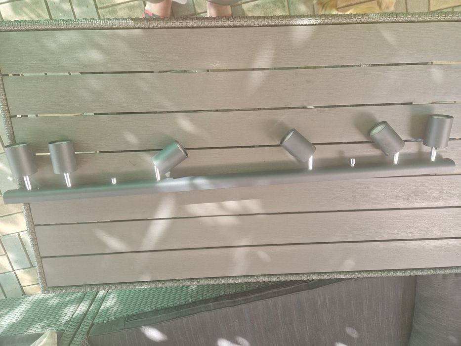 Lampă de exterior cu 6 spoturi LED