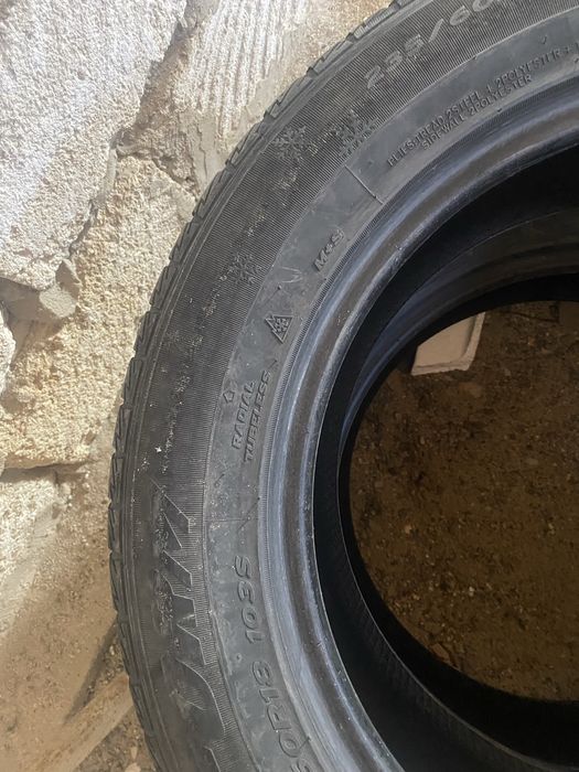 Продам шины всесезонки 235/60Р18