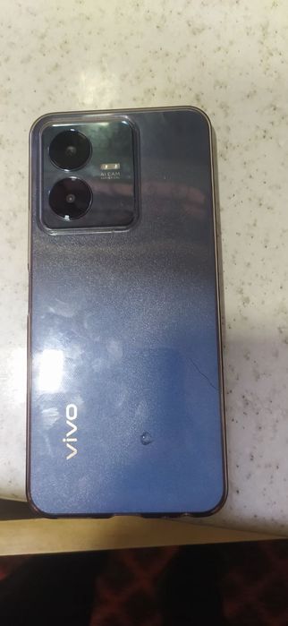 Vivo y22 4/64 idyal srochna tel qilila zarur pul oglim mazasi yo  9098
