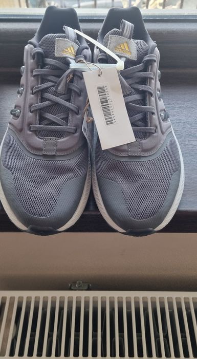 Adidasi NOI Adidas