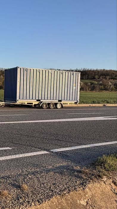 Container Maritim nou