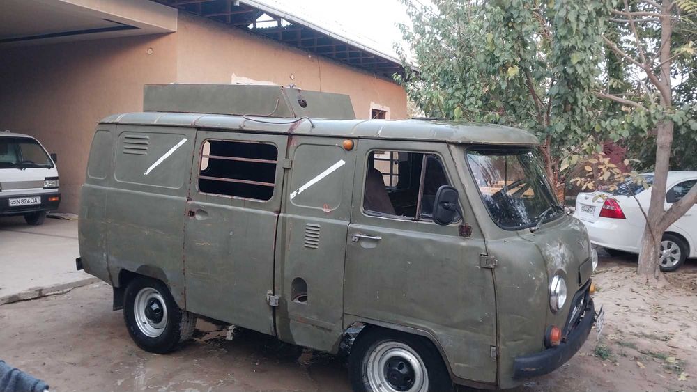 Уваз сотилади срочни