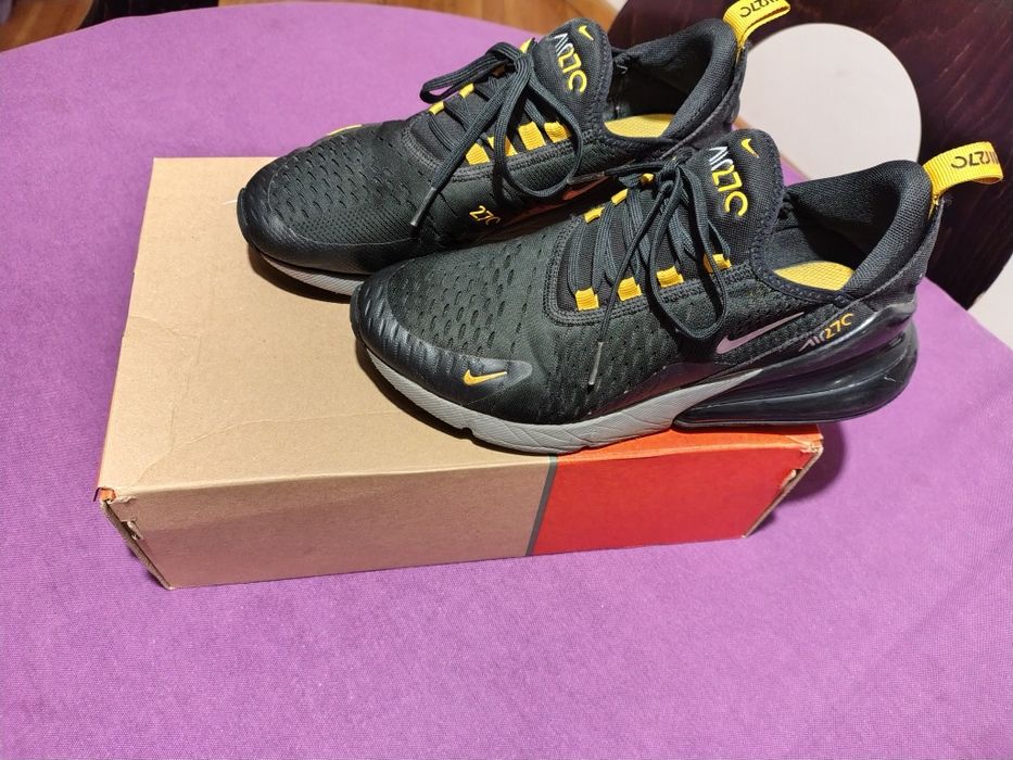 Nike Air Max 270 - Номер 39 - Отлично състояние! Уникални цветове