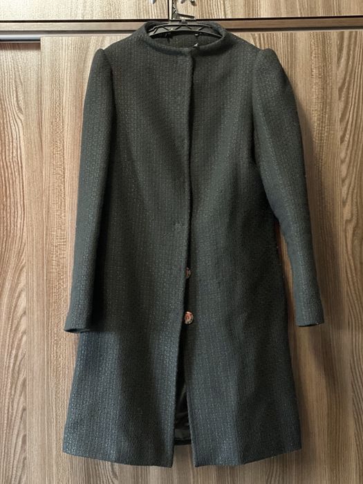 Палто с вълна в черен цвят