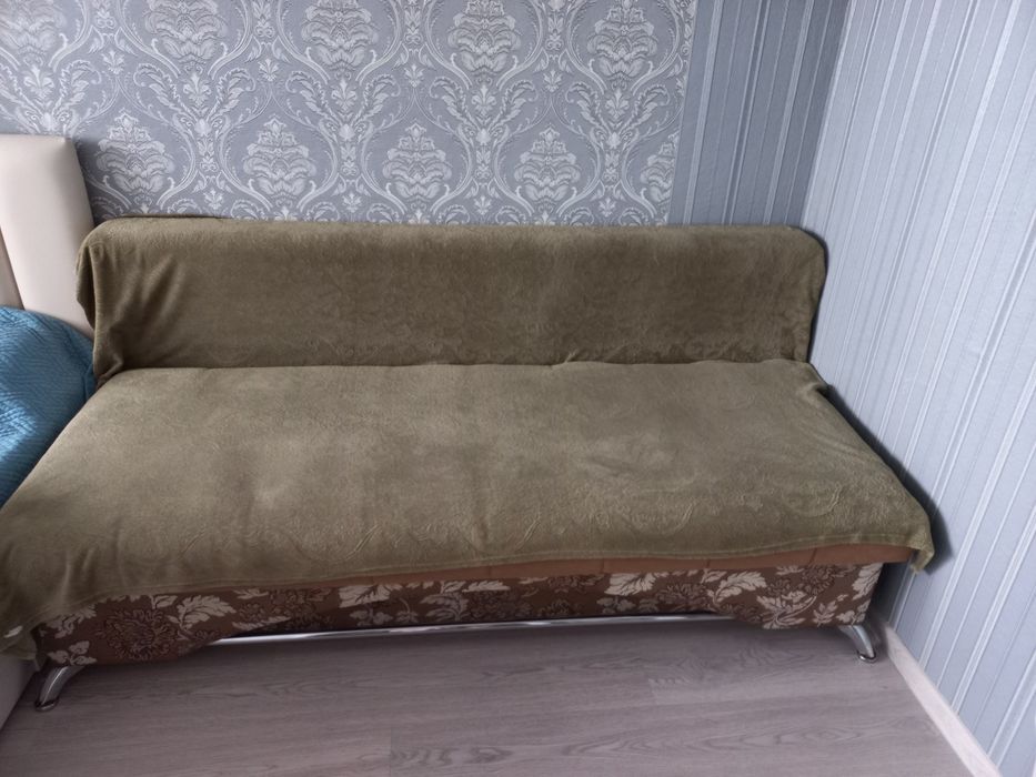 Продам диван складной