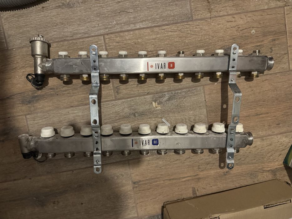 Distribuitoare IVAR inox încălzire – 11 circuite + 9 circuite