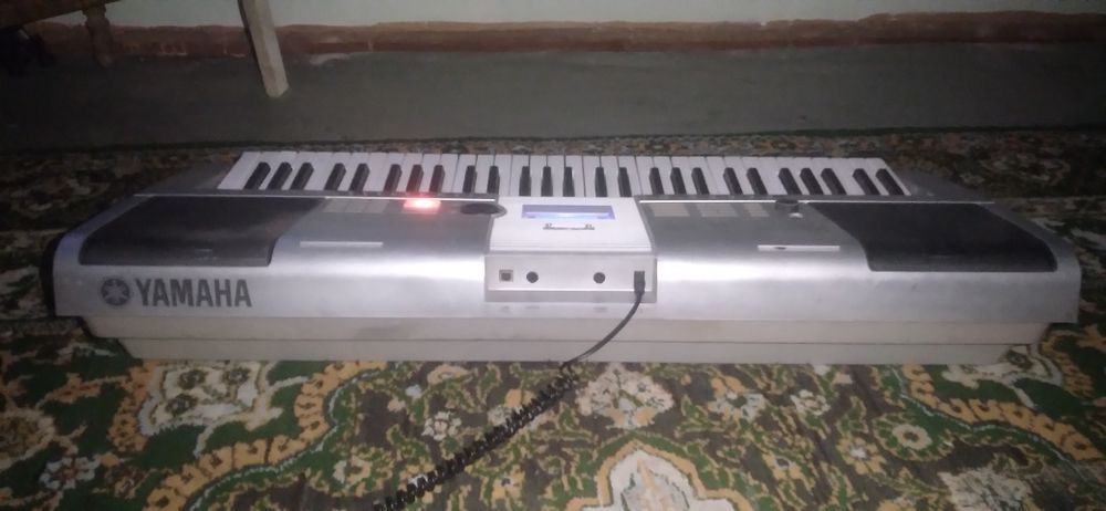 Синтезатор Yamaha