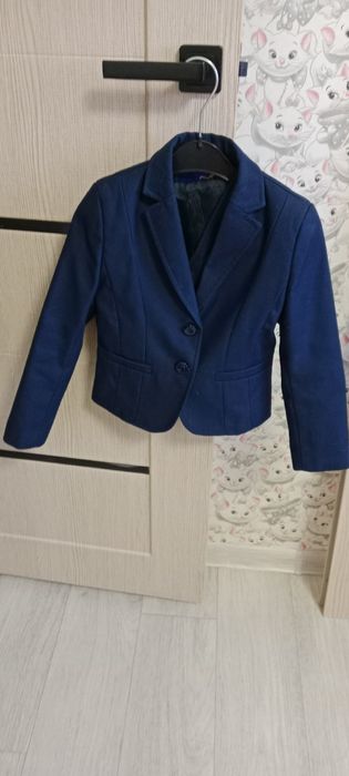 Продам школьную форму