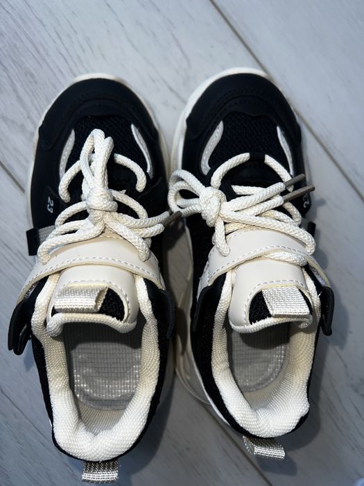 Adidas unisex marimea 29